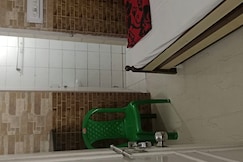 Royal plaza guest house, Kolkata