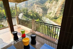 The aston hills kasol, Kullu