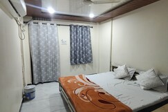 Honey home stay, Ujjain