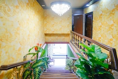 Via The Sunset Avenue, Mumbai