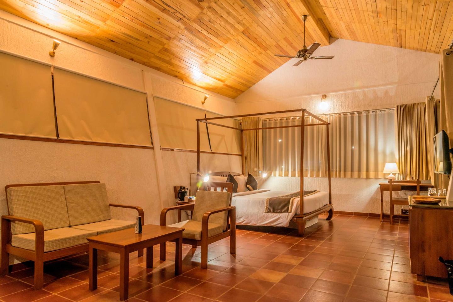 Premium Sky Room with Bathtub 1