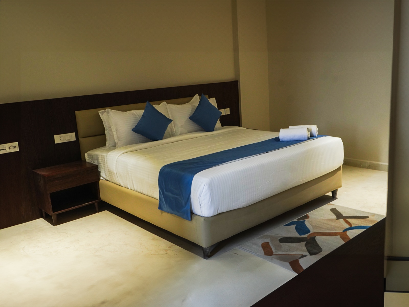 Clarion Hotel Hyderabad - Tap to explore photos