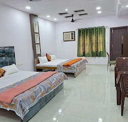 Deluxe Luxury AC Quadruple Bedroom