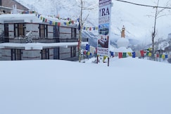 IRA HOTEL & RESTAURANT, Lahaul
