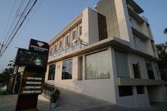 Johns Regency, Thiruvalla