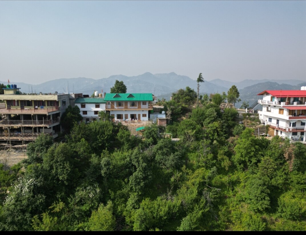 Ababil Homestay - Tap to explore photos