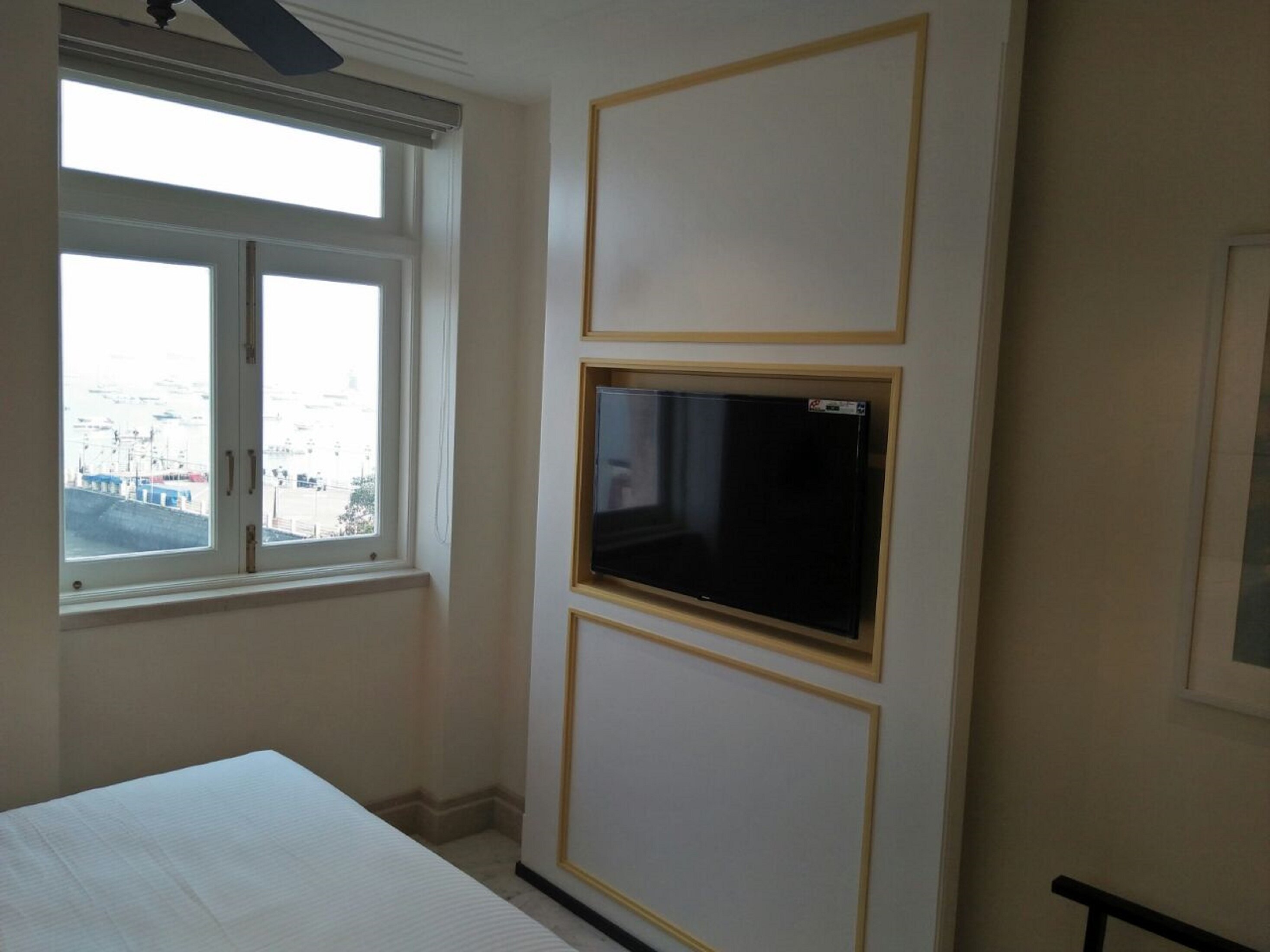 Hotel Harbour View 4