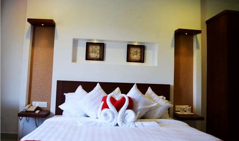 Rouba Residency Hotel Ponnani - Tap to explore photos