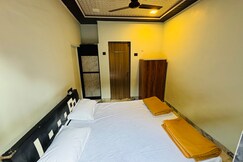 sea touch | Holiday Homes, Diveagar