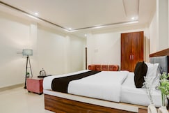 Hotel O Own Roof, Varanasi