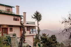V are Family Lion's Den Terrace Wing | 4BHK with Sundeck, Bonfire & BBQ, Mukteshwar