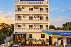 HOTEL PINNACLE, Jalandhar