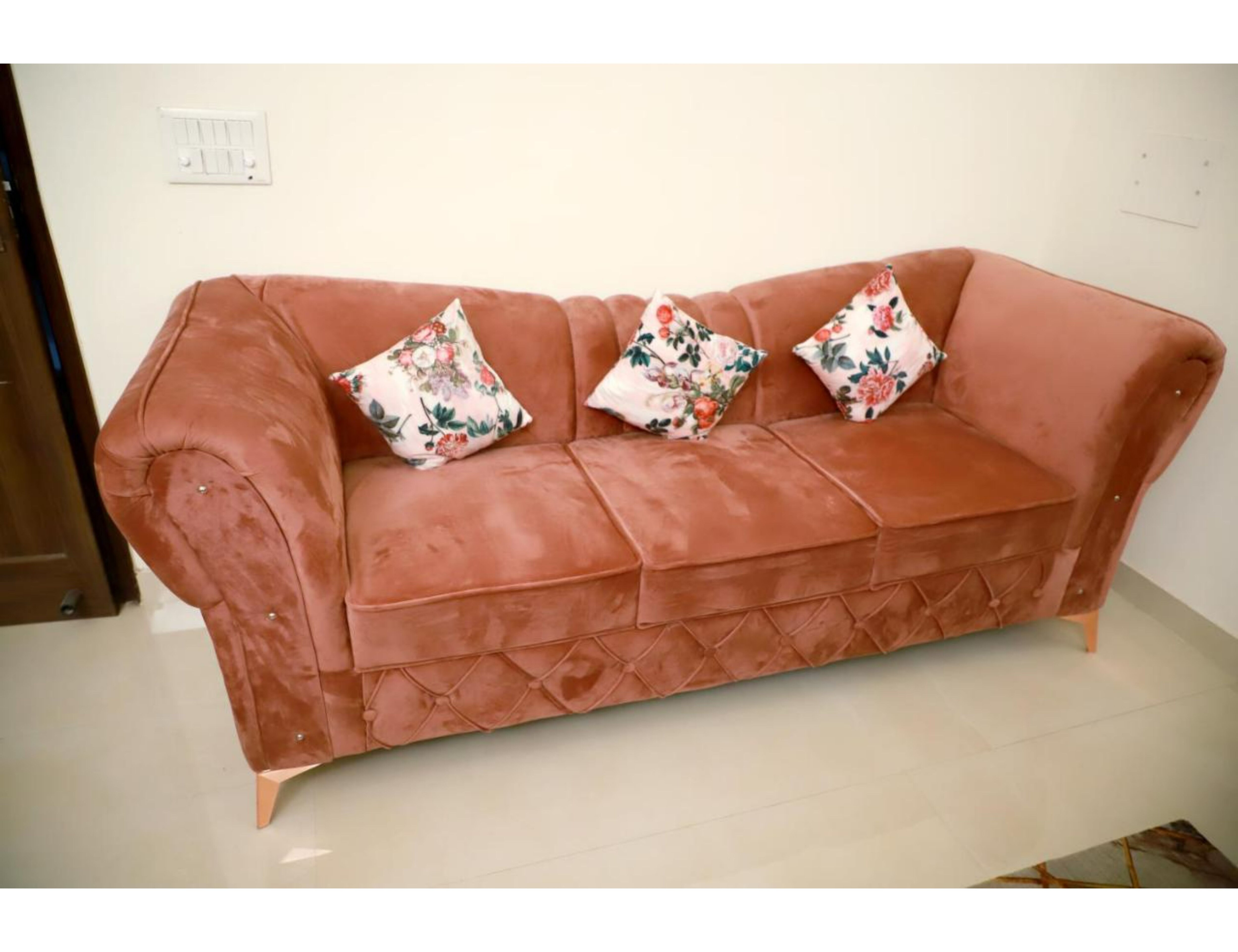 3Bhk Fortune Home E28 2B Near Saket Max Hospital PVR - Tap to explore photos