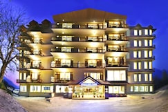 Whistling Pines Resorts & Spa, Manali