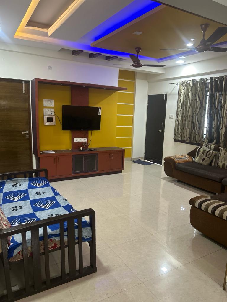 Premium 3 BHK FLAT Airport Road - Tap to explore photos