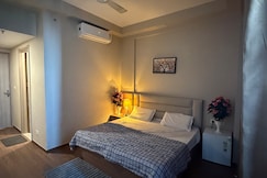 comfortable stay in a prime location  Flex in out, Greater Noida