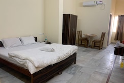 Ammaji guest house, Vrindavan