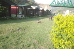 JAYARA RESORT AND CAFE, Barkot