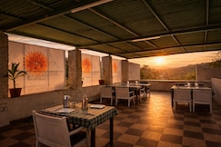 Ramma TheHotel ( Nakki Lake -200mtr ), Mount Abu