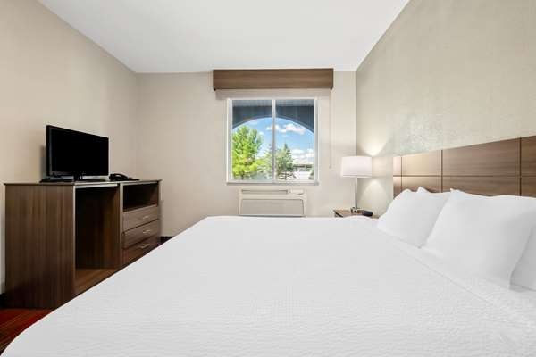 Best Western Dartmouth Inn - Tap to explore photos