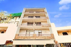 Hotel O Adarsh Nagar Metro Station Delhi Formerly Family Inn, Delhi