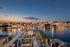 Wonder View Palace, A Lake Pichola Hotel Near Ambrai Ghat Udaipur., Udaipur