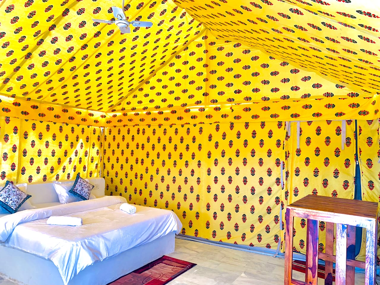 TEMDERAY DESERT CAMP Jaisalmer - Tap to explore photos