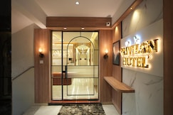 Privilon Hotel Prahladnagar, Sanand