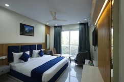 Roots & Peaks Wellness Hotel, Rishikesh