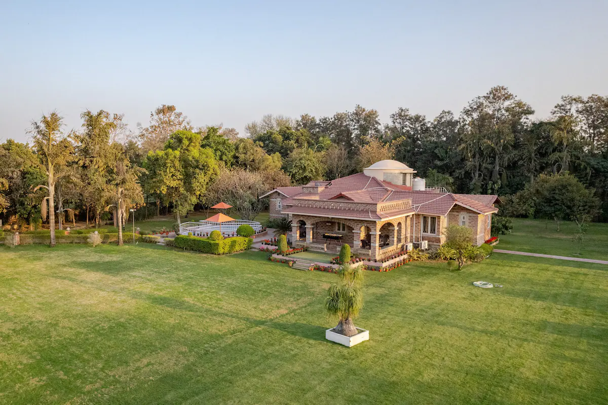 The Orchard Farm | Luxury 3BR Pet-Friendly Farmhouse with Pool, Manesar