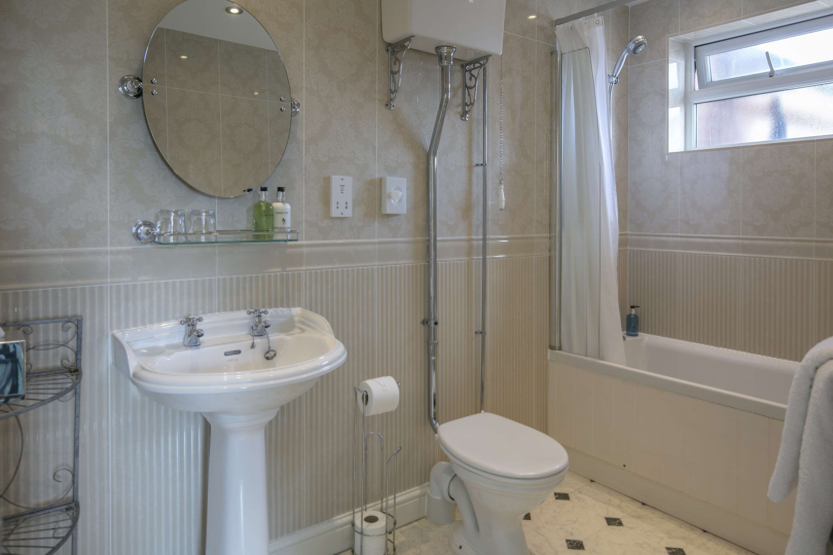 Best Western Sysonby Knoll Hotel - Tap to explore photos