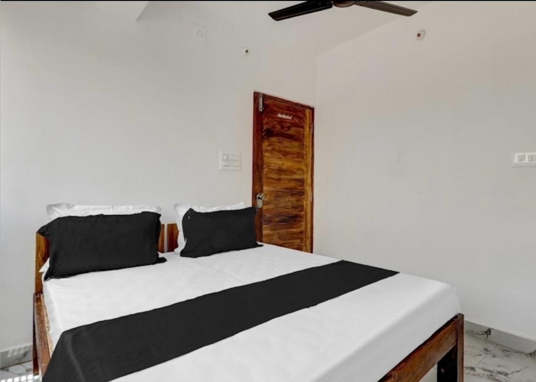 Nandi Grand Inn - Tap to explore photos