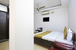 Hotel O The Premium Villla, Delhi