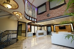 SQUARE INN, Varanasi