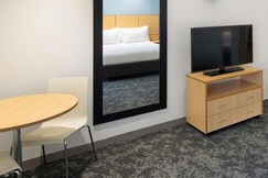 Mercure Brisbane Garden City, Brisbane