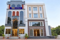 FabHotel The 4 Seasons, Indore