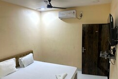 PHILIPS STAY CIT ROAD near Sealdah, Howrah