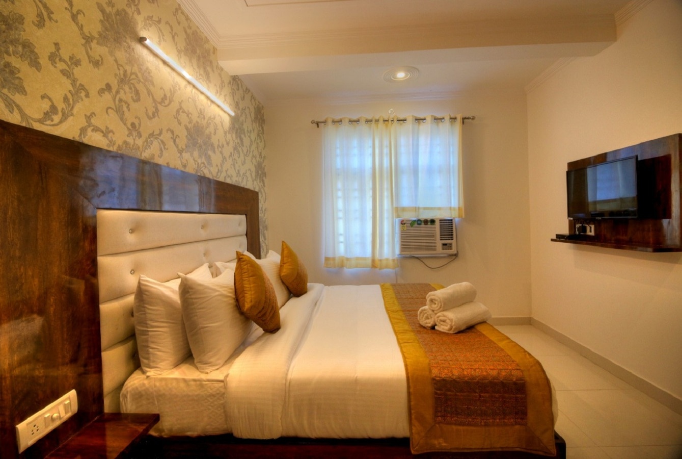 Hotel Ark Of Avalon Mahipalpur Delhi Airport - Tap to explore photos