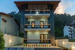 Alaya Stays Key Shree Bhawan 2 BHK Apt With Balcony & Terrace, Bhowali
