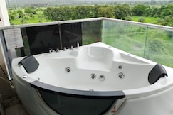Chill0ut space with Jacuzzi, Daman