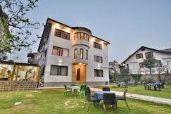 The Iceland Hotel Srinagar, Srinagar