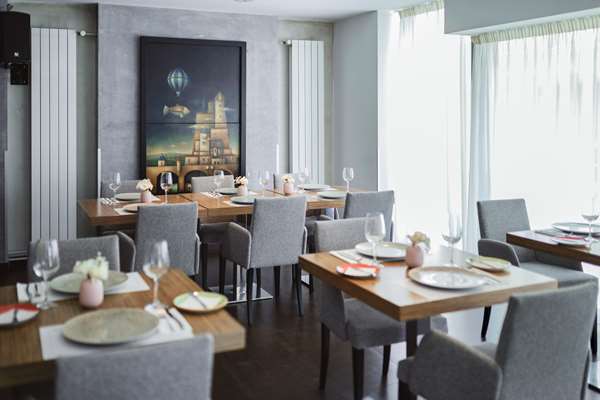 Belgrade Art Hotel, A Member Of Radisson Individua - Tap to explore photos
