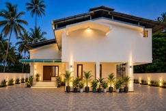 Altrove AC Studio Apartment By Alchemy Homes, Cochin