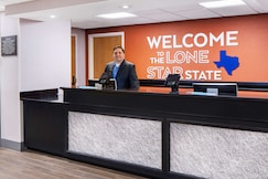 Hampton Inn Austin North @ I - 35 & Hwy 183, Austin, Texas