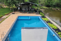 Mountain Woods Farmstay, Khopoli (Pure Veg), Khopoli