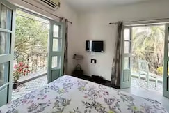 Studio Apartment near beach   1 bed   2balconies, Goa