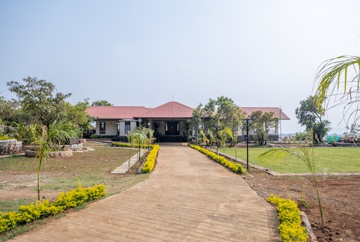 LohonoStays Villa Alborz