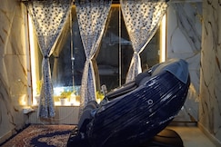 Peacenest | Entire Studio Apartment With Jacuzzi | On Niladri Vihar Road, Bhubaneshwar