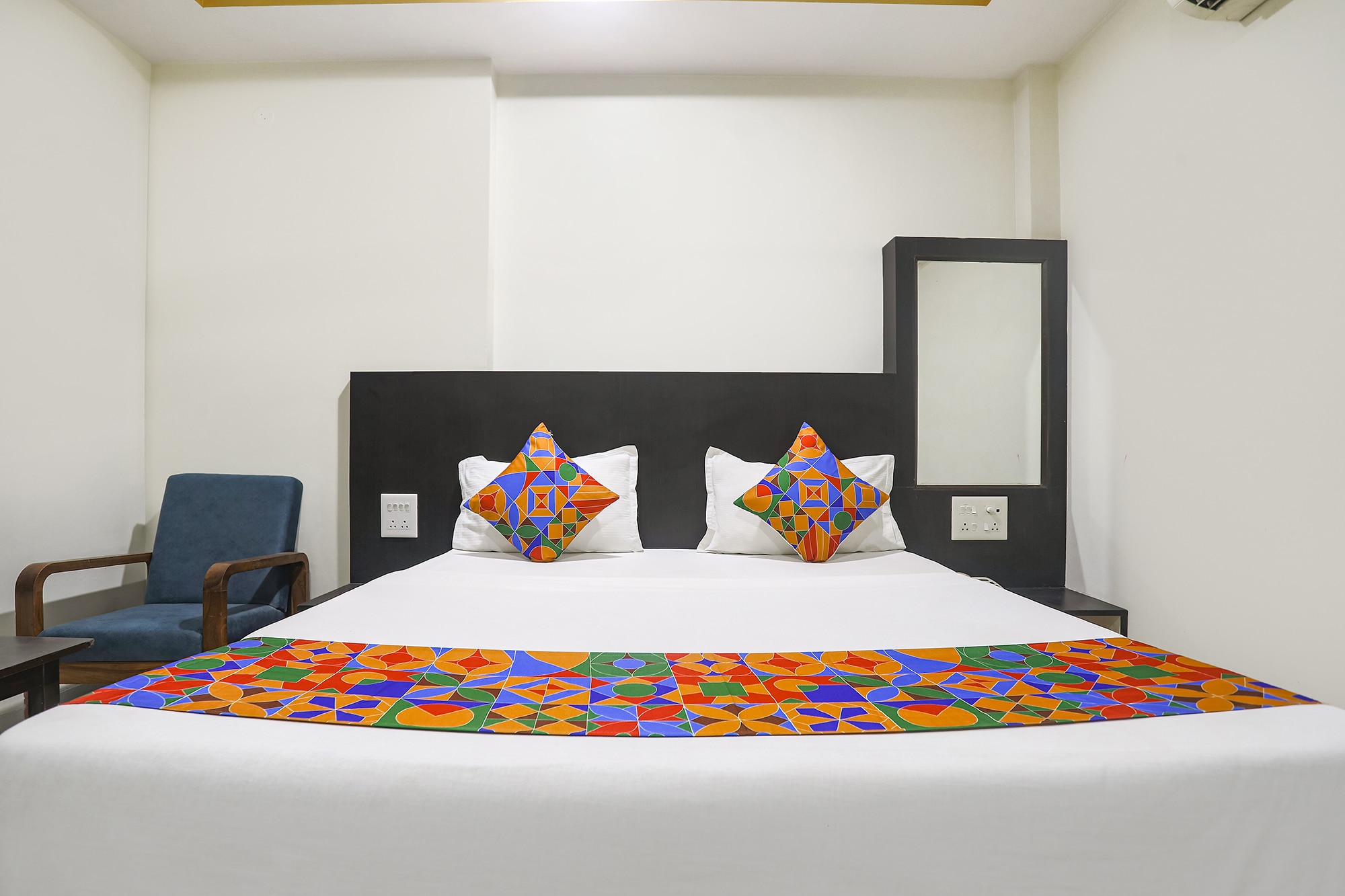 FabHotel Arjun - Nr. Aga Kha Palace - Tap to explore photos
