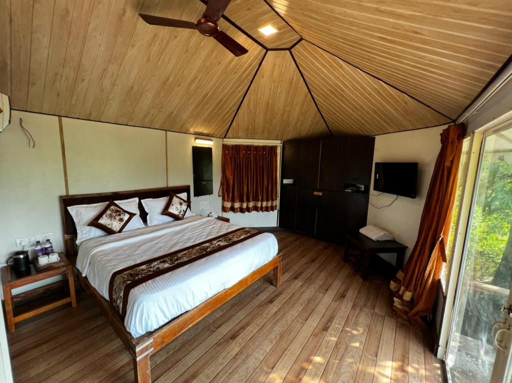 AC COTTAGE ROOM with SITOUT 1